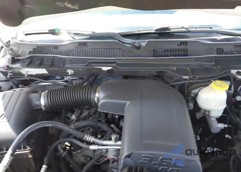 2017 Ram 1500 Express 4X4 6'4 Box from USA, damaged, VIN 3C6JR7AG8HG564704